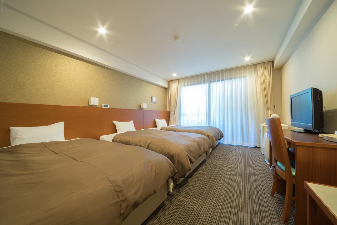 Hotel New Tomiyoshi à Atami  Extérieur photo