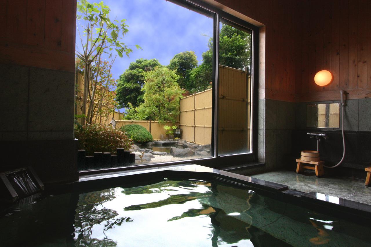 Hotel New Tomiyoshi à Atami  Extérieur photo