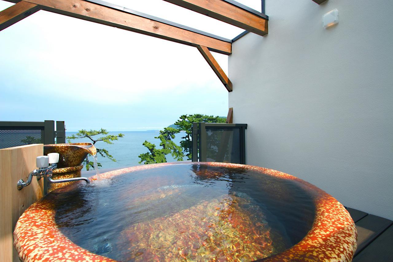 Hotel New Tomiyoshi à Atami  Extérieur photo