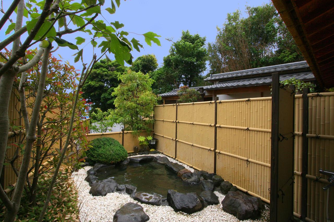 Hotel New Tomiyoshi à Atami  Extérieur photo